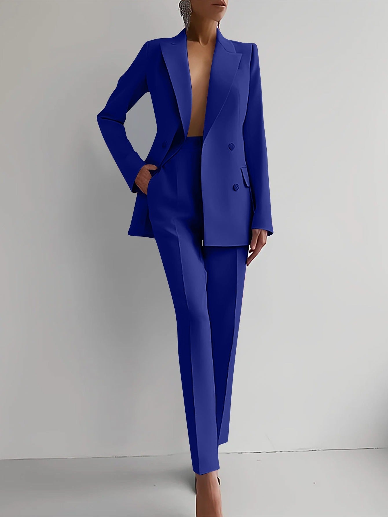 Léa – Elegant Women's Blazer and Pants Set