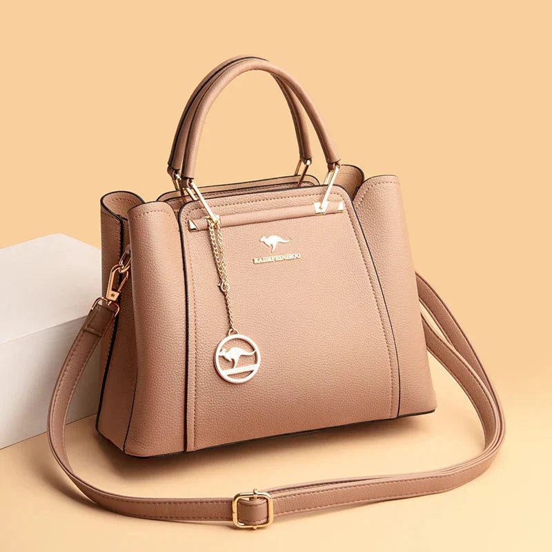 Elegant Leather Shoulder Bag by Élise