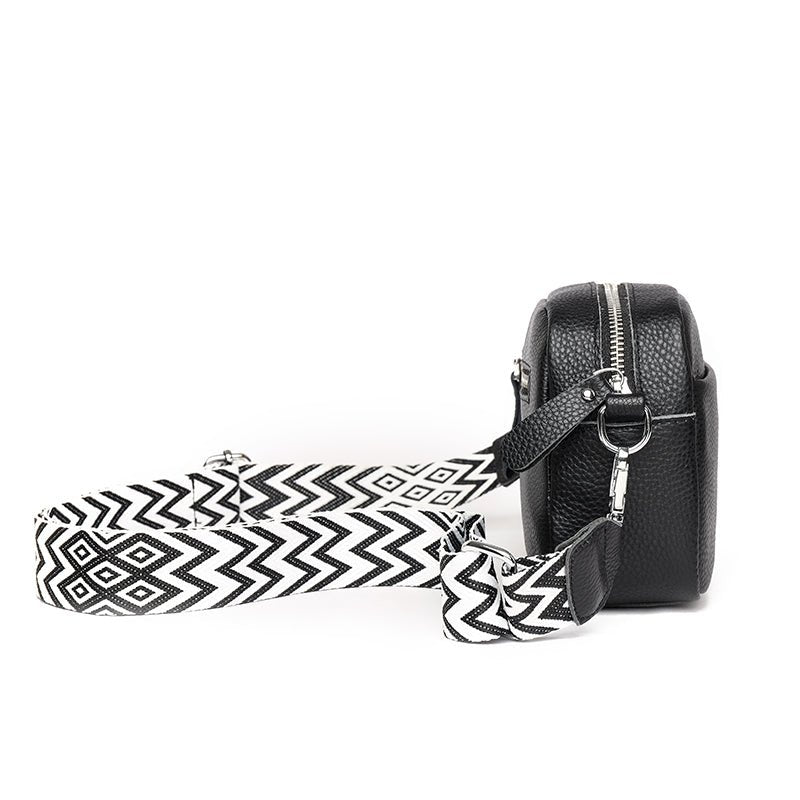 Clara elegant leather shoulder bag