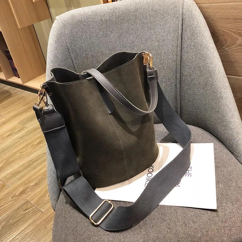 Simple and Chic Bag