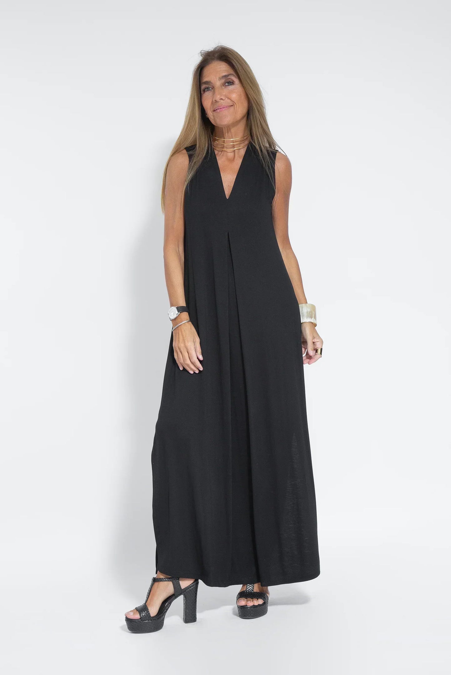 Long Dress for Women – Sleeveless – V-Neck