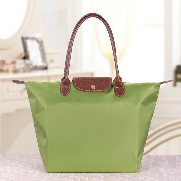 Emma – Elegant and practical faux leather shoulder bag