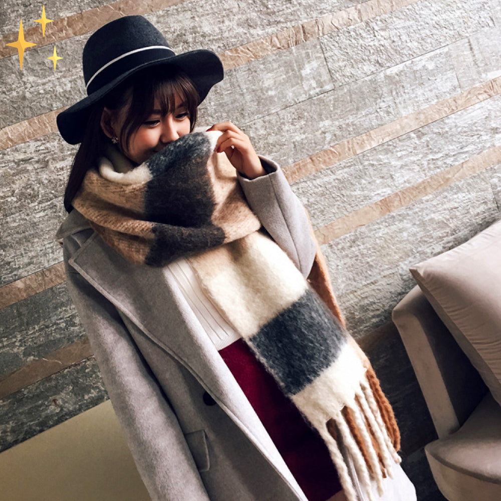 Emma Soft Cashmere Scarf with Plaid and Fringes
