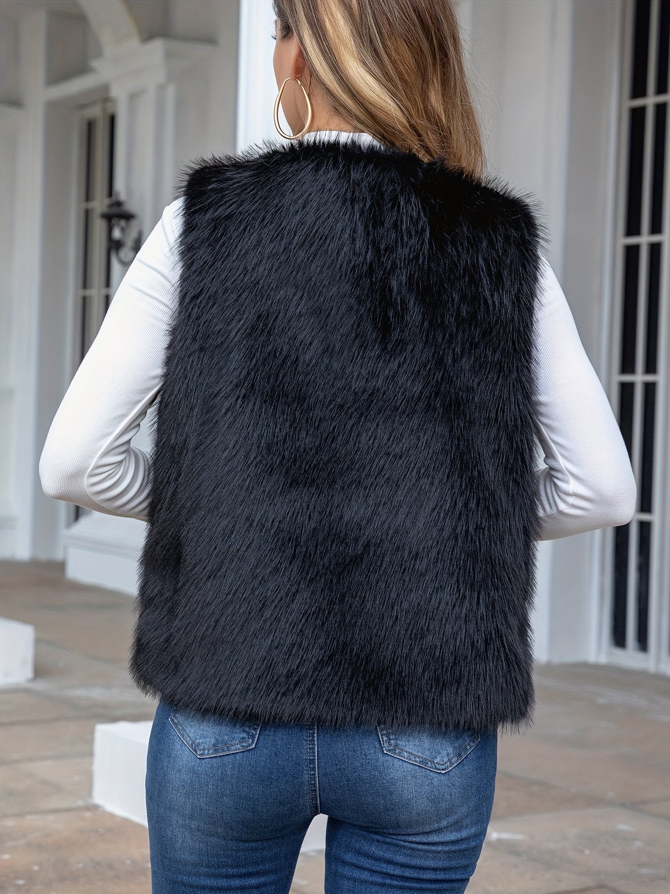 Sophie chic vest in faux fur