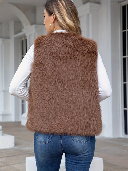 Sophie chic vest in faux fur