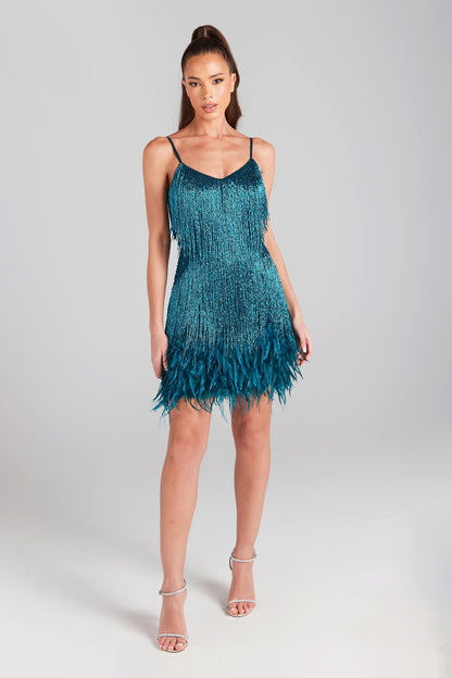 Sophie – Dazzling and Comfortable Dress with Sequins and Feather Details