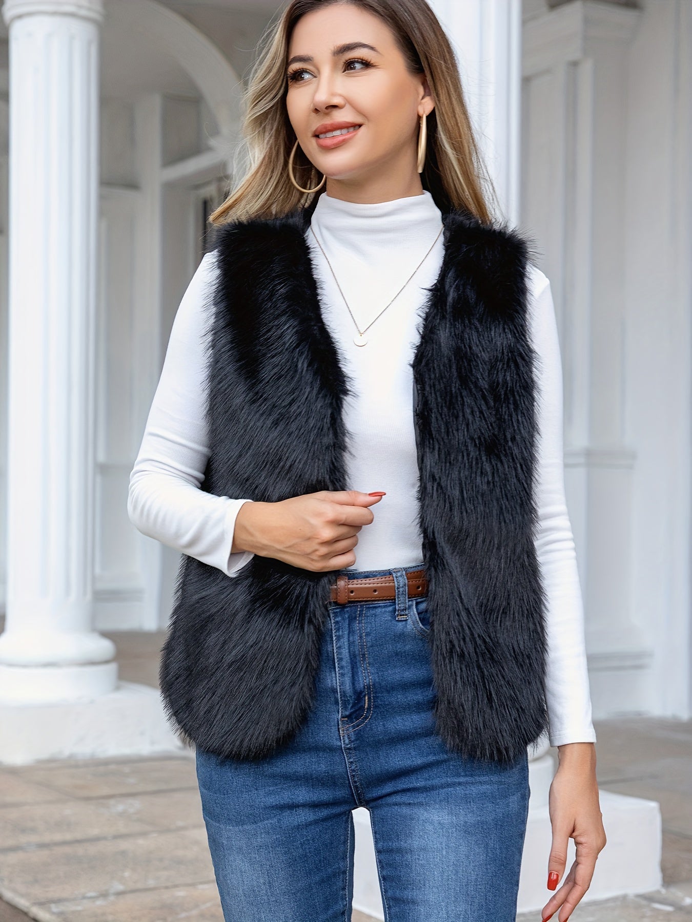 Sophie chic vest in faux fur