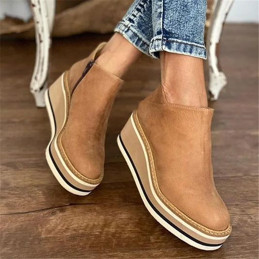Sophie – Bottines compensées à enfiler pour un style casual chic
