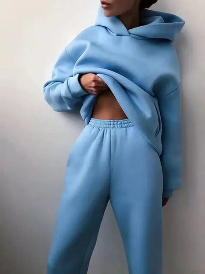 Léna – Soft and elegant knit set with hoodie and pants