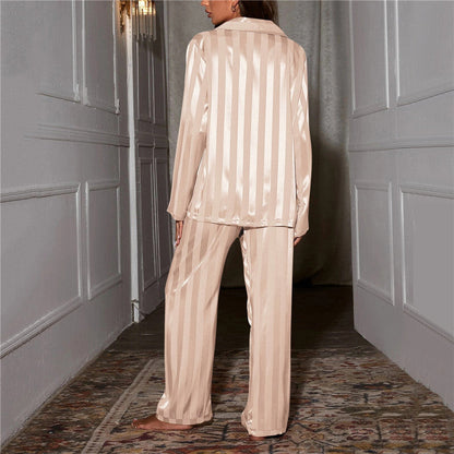 Emma Pyjama en Soie Douce et Élégante – Ensemble de Nuit Luxe pour Femme
