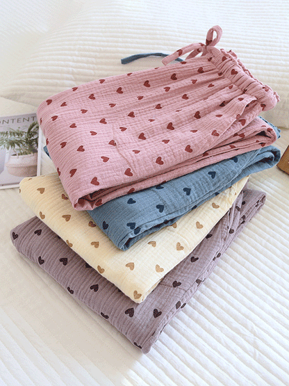 Sophie – Douce et élégante pyjama longue en coton à imprimé cœurs