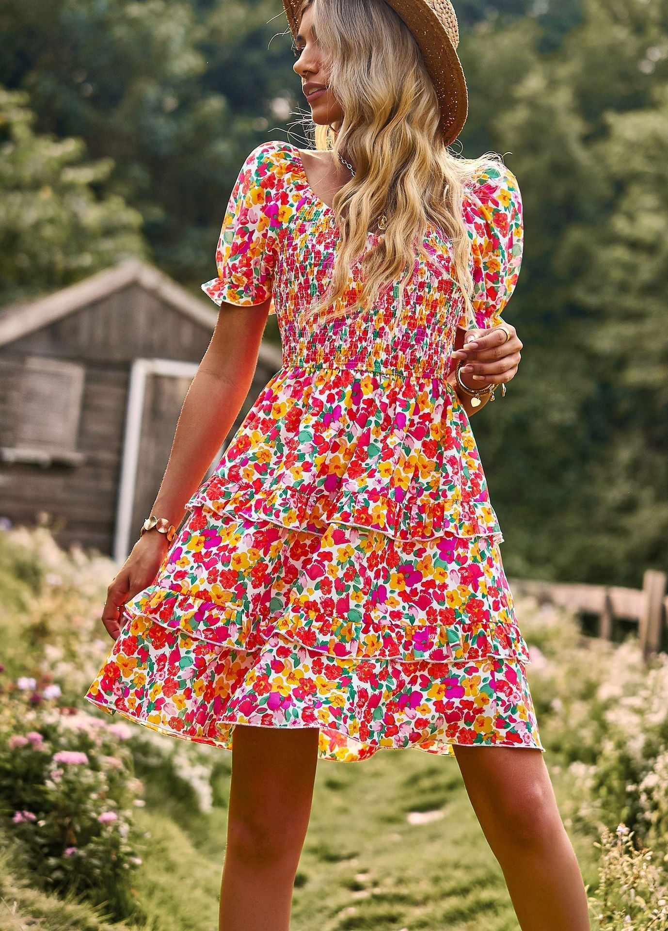 Léa Élégante Robe Longue Fleurie à Manches Bouffantes