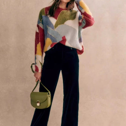 Léa Elegant Sweater in Soft Knit