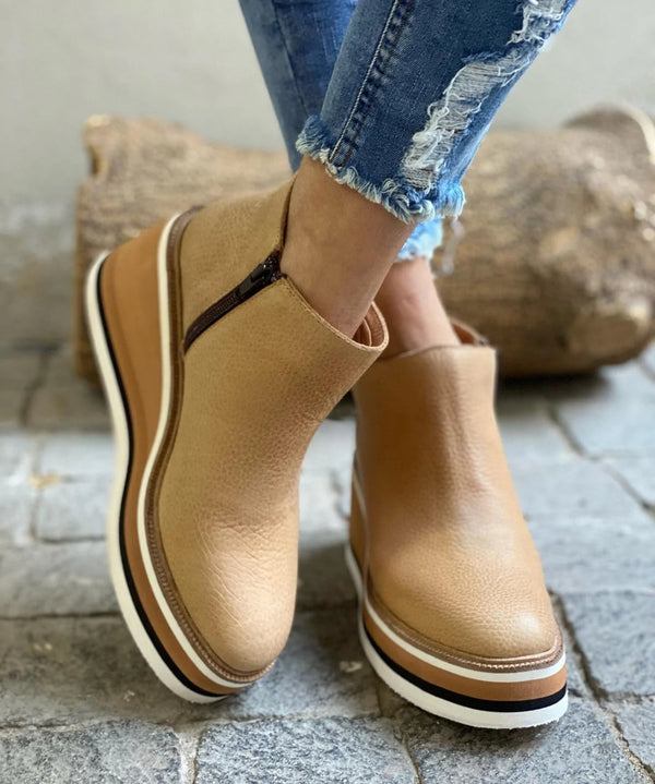 Sophie – Bottines compensées à enfiler pour un style casual chic