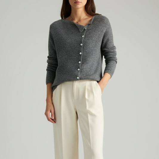 Emma – Soft elegant cardigan with fine knit buttons