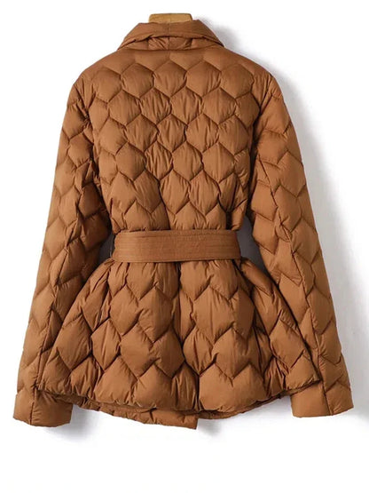 Sophie – Elegant quilted down jacket with diamond pattern