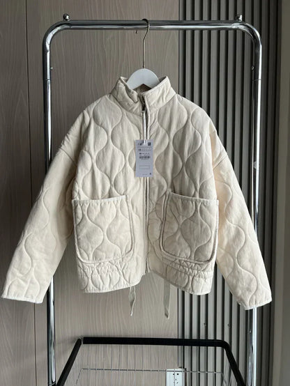 Sophie – Elegant City Jacket with Pocket Details