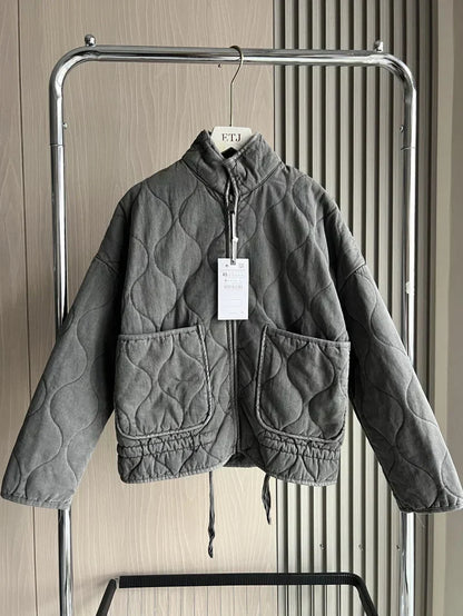 Sophie – Elegant City Jacket with Pocket Details
