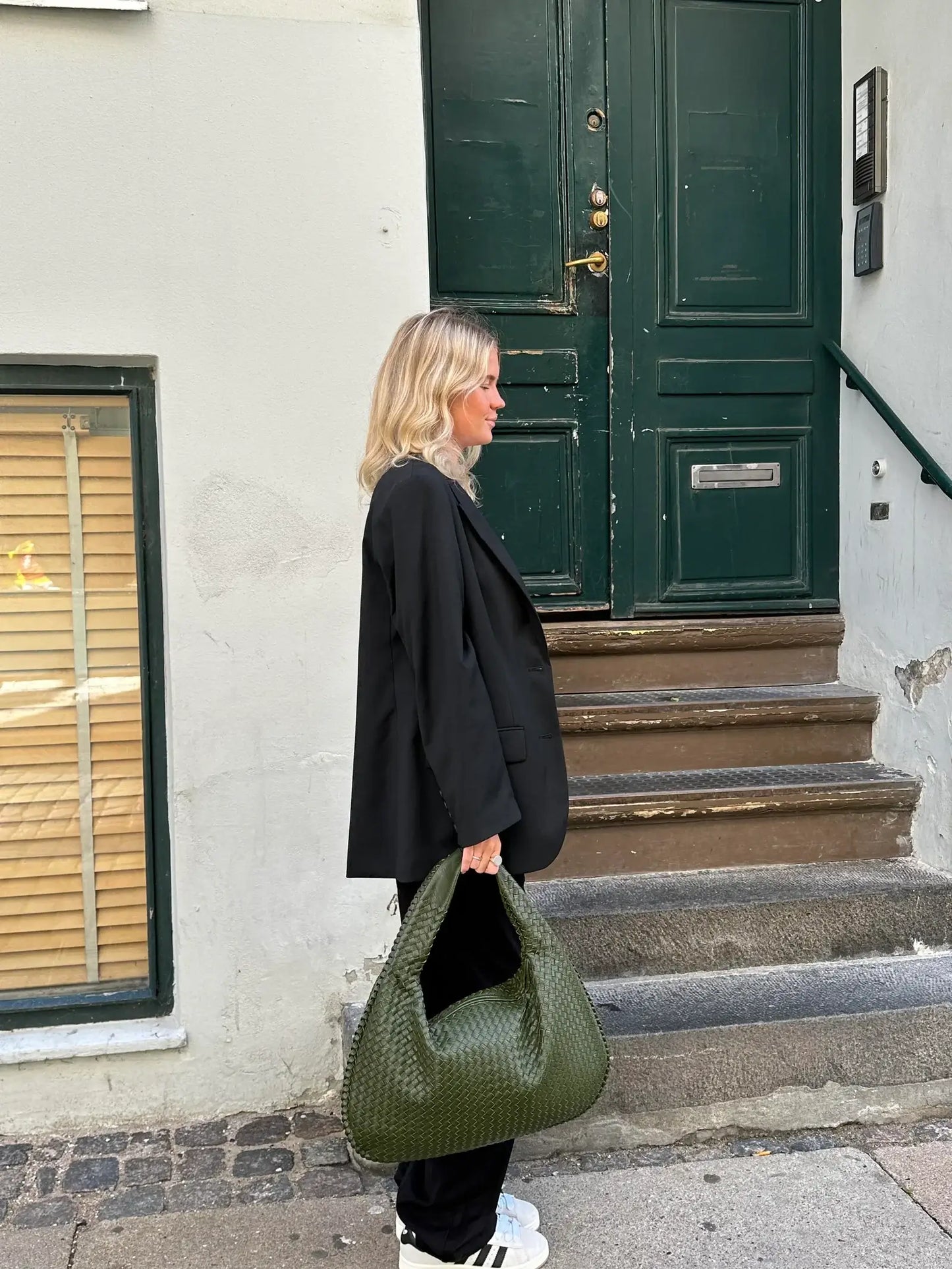 Elegant Woven Leather Hobo Bag Sophie