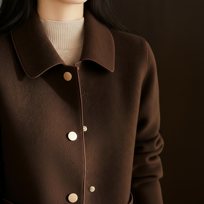 Sophie Élégant et Doux Manteau Court