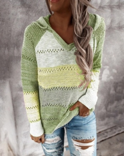 Sophie – Soft and Breathable Striped Knitted Hoodie