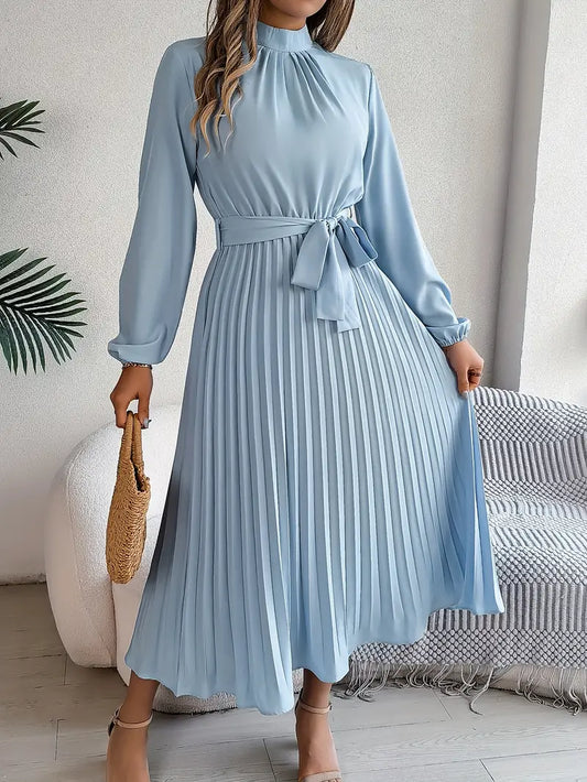 Sophie – Elegant Soft Dress with High Collar and Pleated Belt