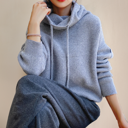 Emma – Soft and elegant hoodie