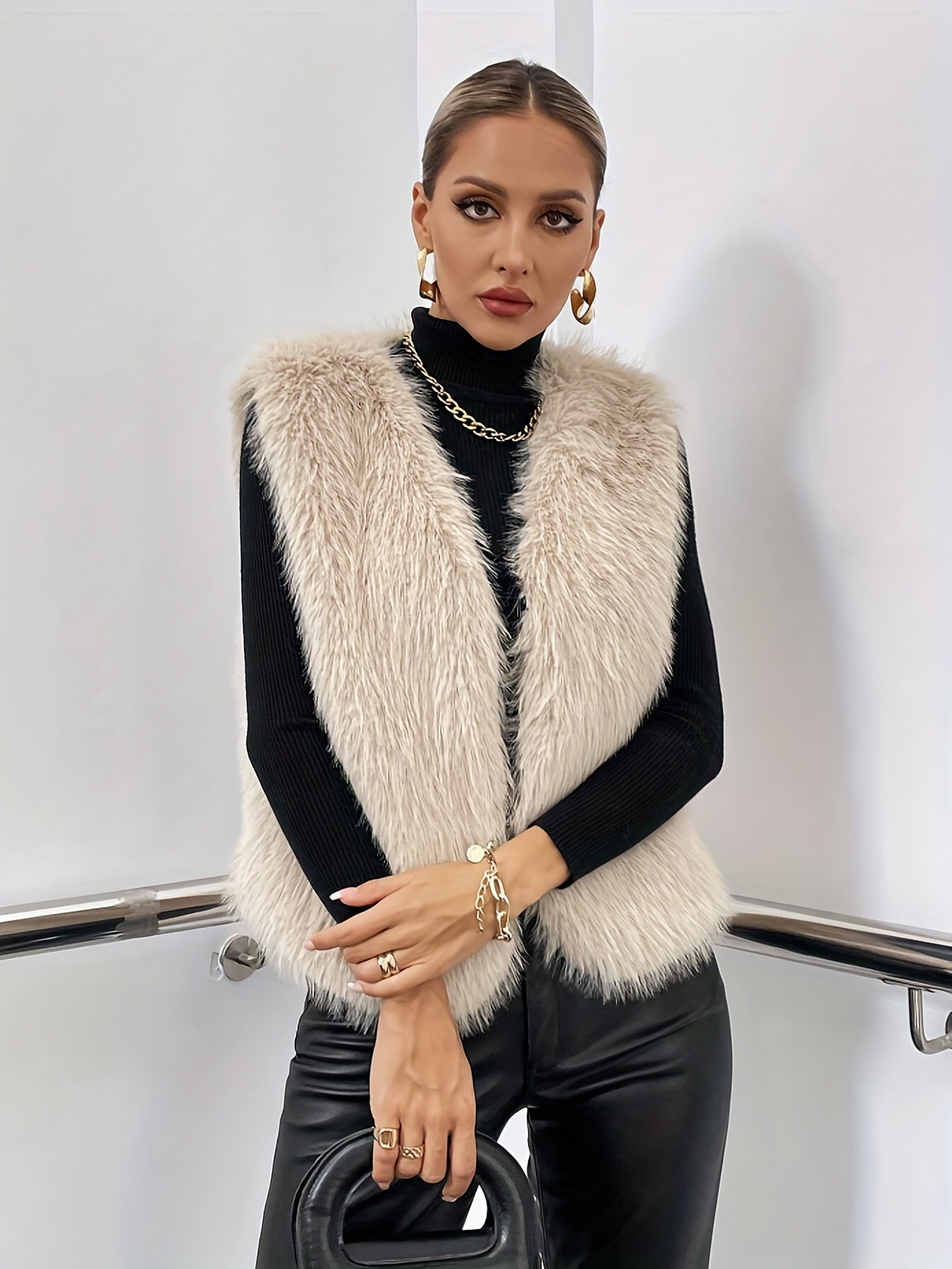 Sophie chic vest in faux fur