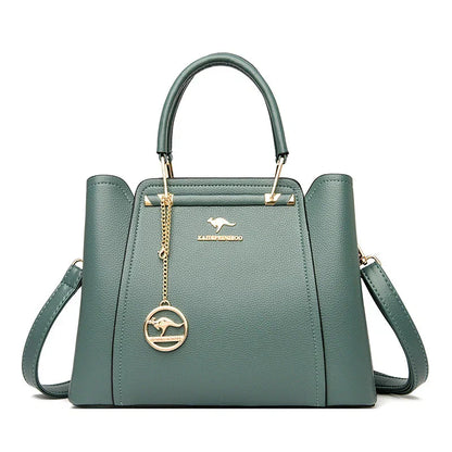 Elegant Leather Shoulder Bag by Élise