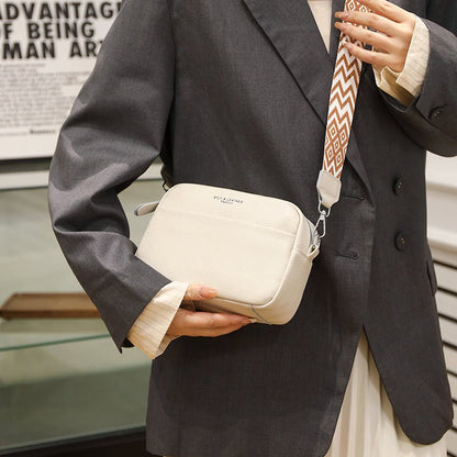 Clara elegant leather shoulder bag