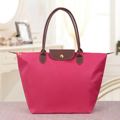 Emma – Elegant and practical faux leather shoulder bag